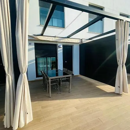 Apartment Triplex Cruz Del Mar Beach, Living Sur Chipiona