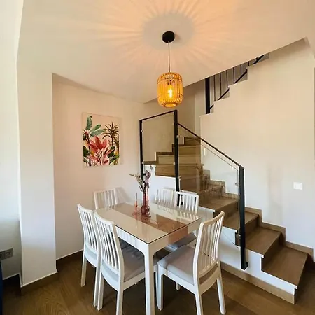 Triplex Cruz Del Mar Beach, Living Sur